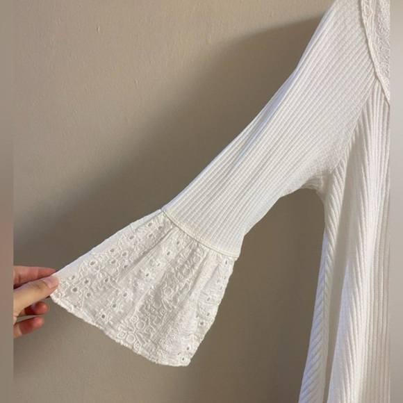 Free people White Eyelet Blouse ribbed v neck XS - Picture 5 of 8